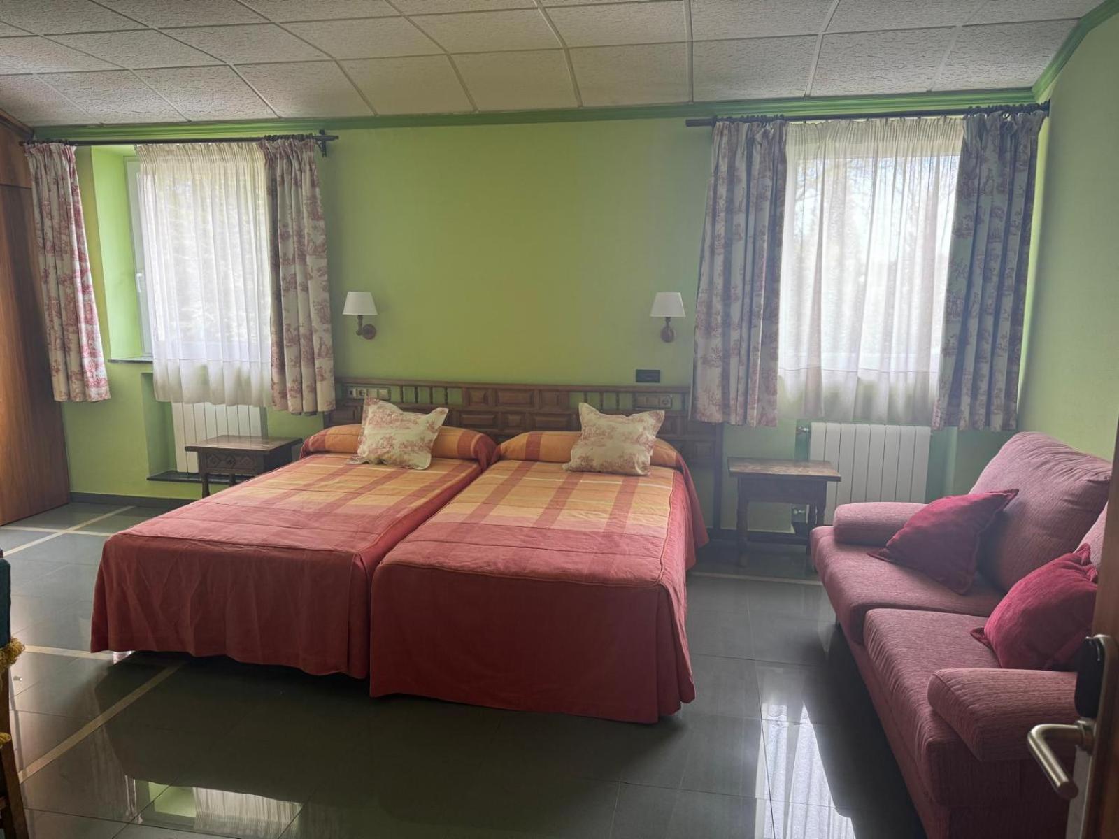 Real Hotel غواردو المظهر الخارجي الصورة