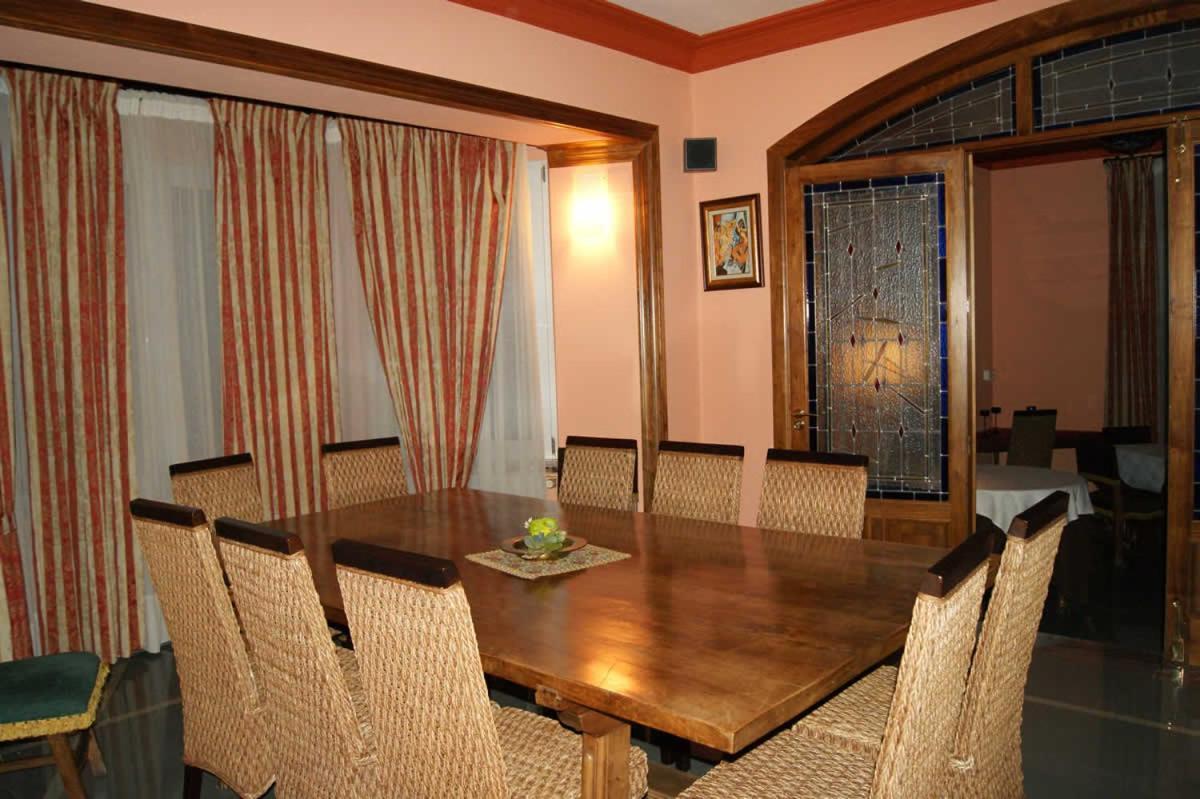 Real Hotel غواردو المظهر الخارجي الصورة