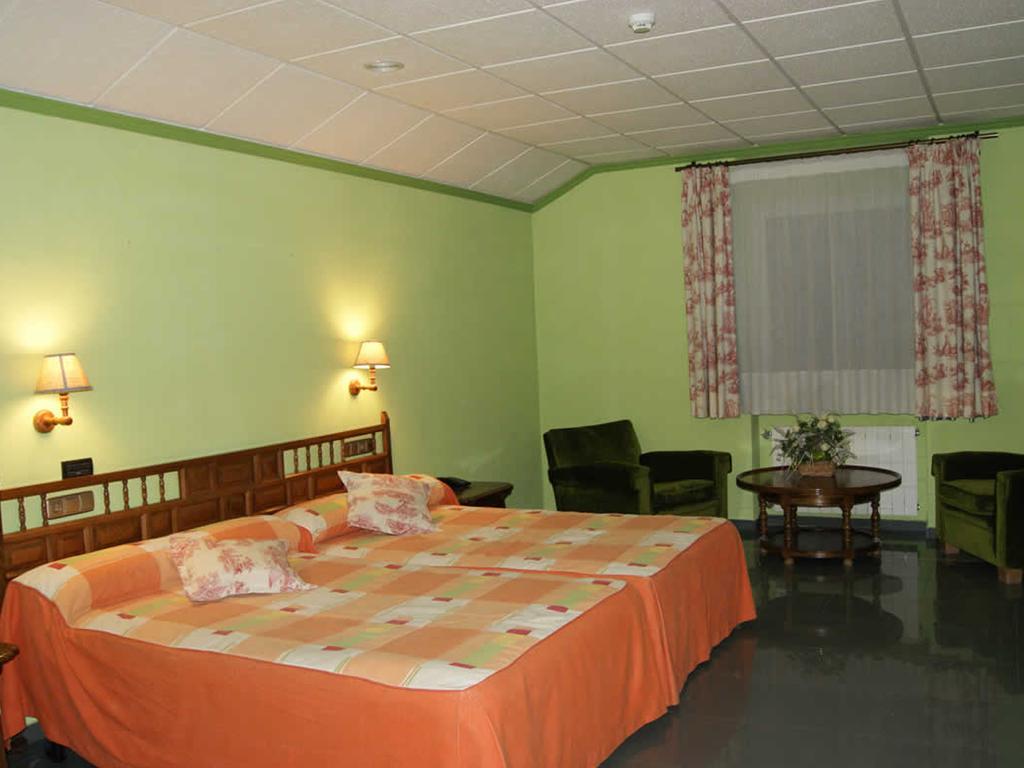 Real Hotel غواردو المظهر الخارجي الصورة